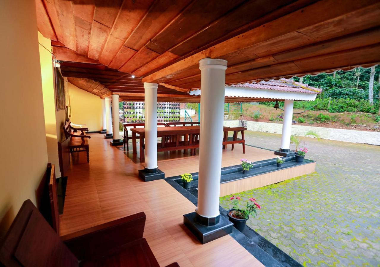 Chandragiri Wayanad Pool Bungalow By Voye Homes Vaduvanchal Eksteriør billede