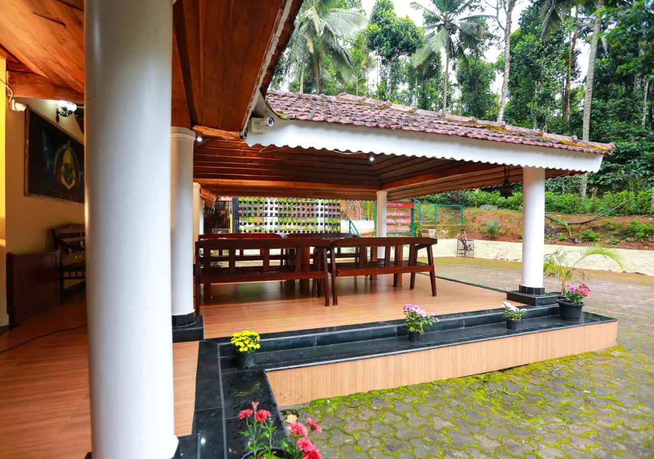 Chandragiri Wayanad Pool Bungalow By Voye Homes Vaduvanchal Eksteriør billede