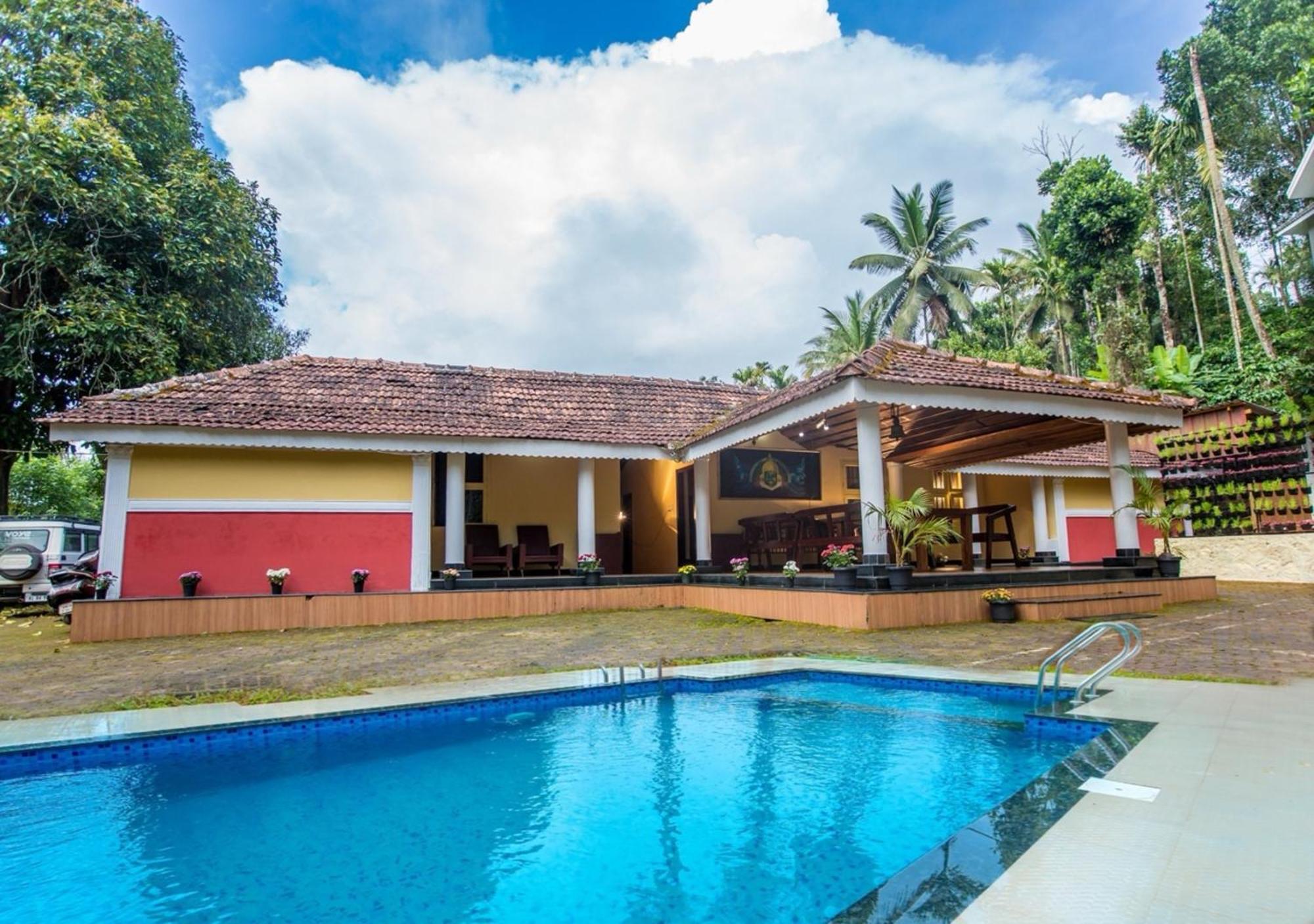 Chandragiri Wayanad Pool Bungalow By Voye Homes Vaduvanchal Eksteriør billede